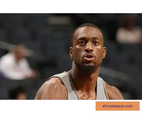 沃克持续保持在比赛中的强大影响力，引发球迷关注与讨论。